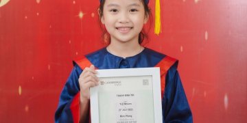 PHẠM THU THẢO 